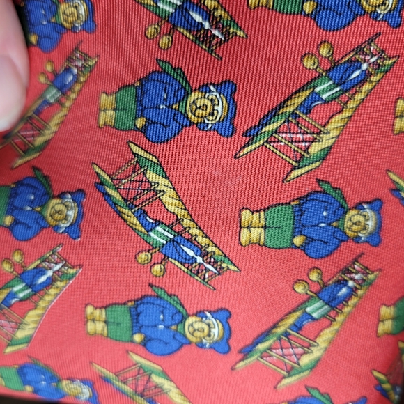 Ideas by Bob and Chris Silk tie Bears and Old planes one small spot - Picture 5 of 6